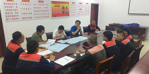 余仁貴-富興建設(shè)上杭分公司召開8000噸乳化擴能技改項目初步方案論證會1.jpg