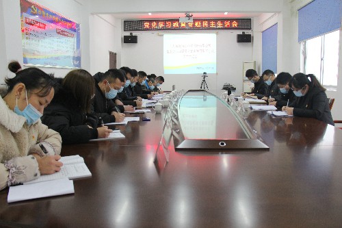 福安分公司胡廷淦：圖為福安分公司民主生活會(huì)現(xiàn)�?~1.jpg