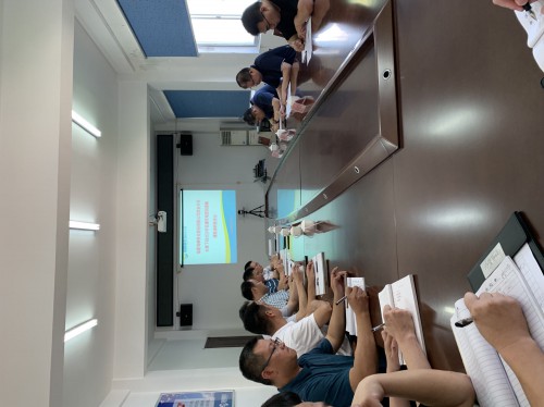 格式工廠福安郭丹桂：海峽科化公司黨委委員、副總經(jīng)理黃卿延到福安分公司開展民爆市場營銷策略課題調(diào)研.jpg